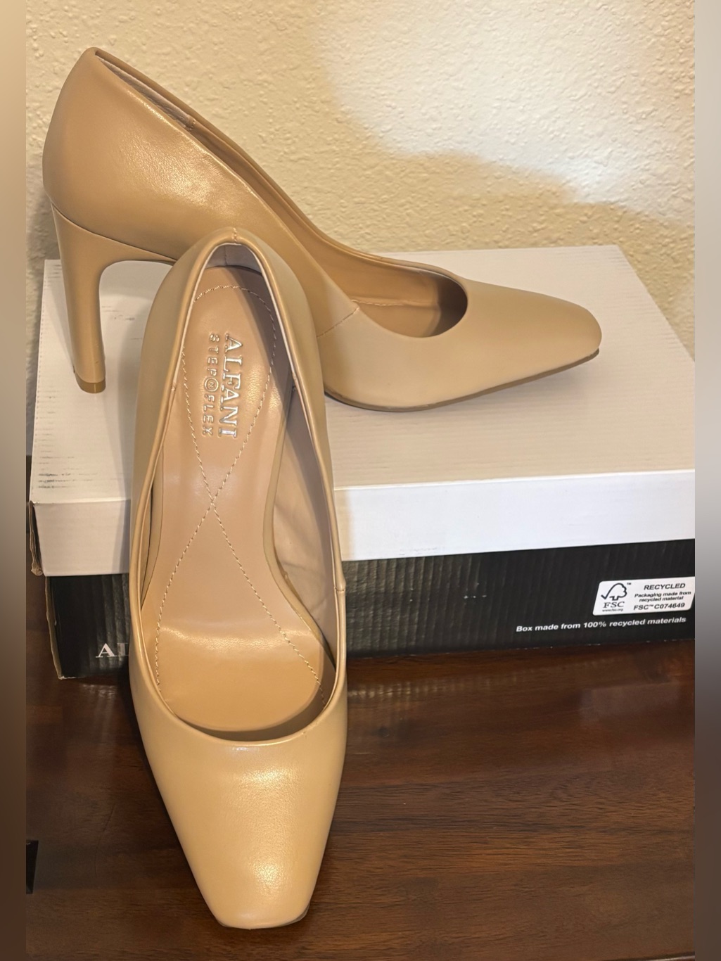 Alfani Women's Nude Leather Tarah Pumps